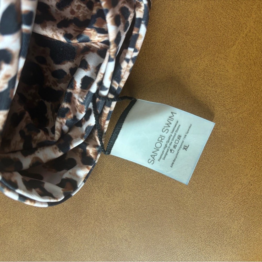 Leopard Print Underwire Bikini Set - Leopard - Picture 8 of 10